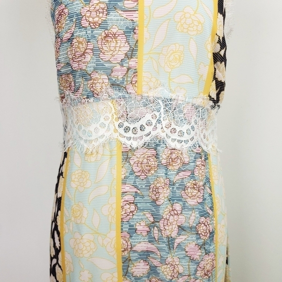 Tularosa Monroe halter neck cross back dress floral stripe size M - Picture 9 of 13